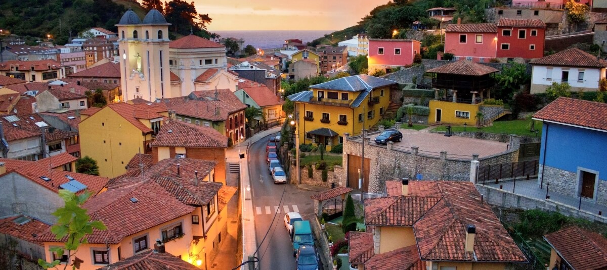 Colourful Spanish coastal town where many British expats relocate after moving from the UK
